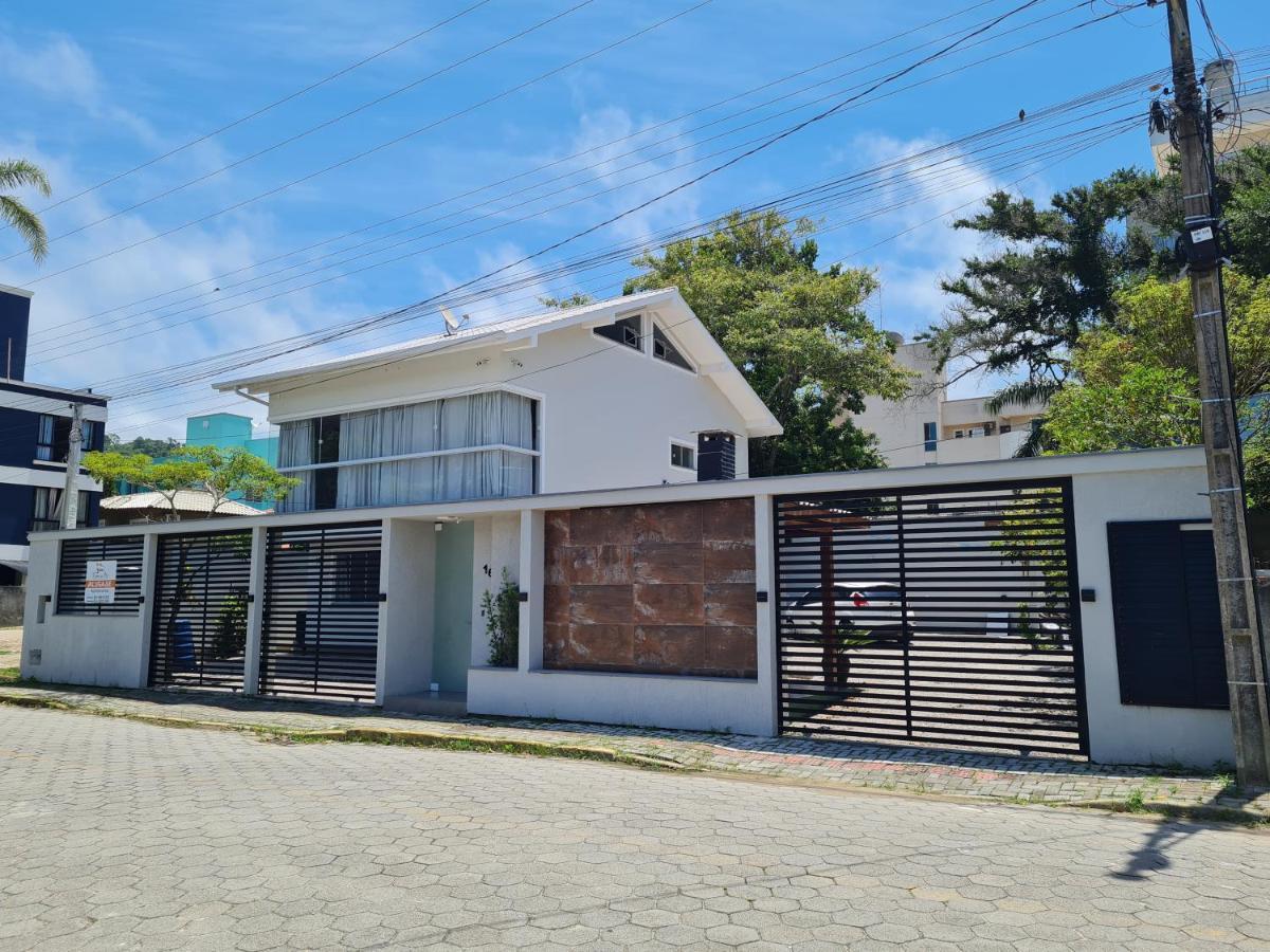 Residencial Rumo Ao Mar - Bombinhas-Sc Kültér fotó